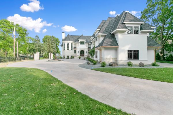 Cost of Concrete Driveway Installation in Upland
