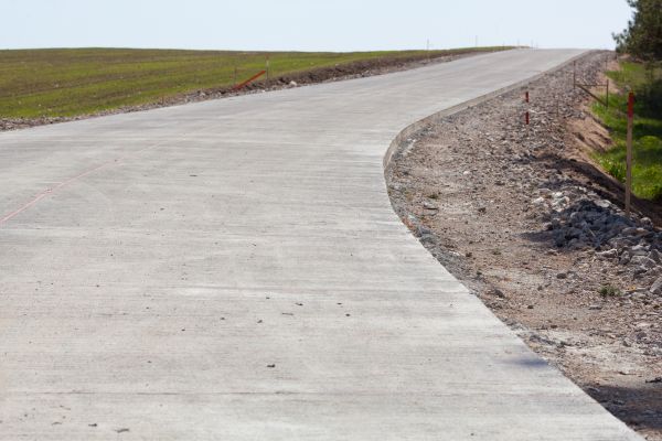 Cost of Driveway Cementing in Upland