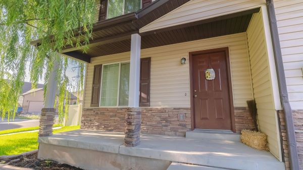 Cost of Concrete Porch Installation in Upland