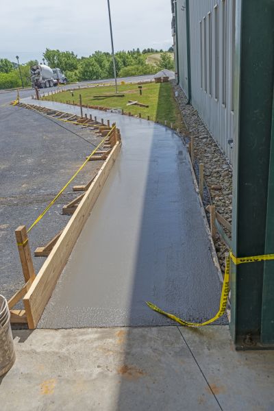 Concrete Sidewalk Paving in Upland